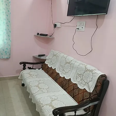 Sreenivasa Home Stay Tirupati Exterior photo